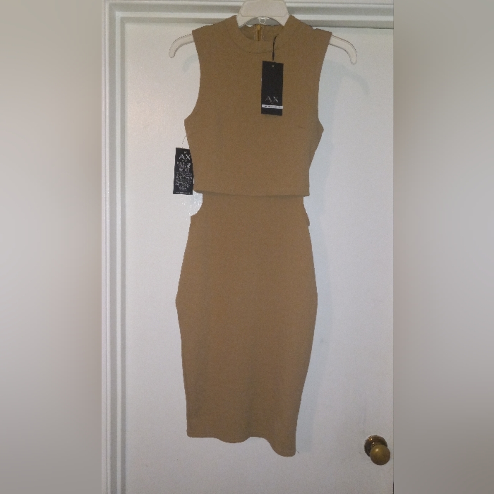 Size 6 AX Paris Gold
